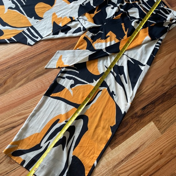 AQ/AQ Cream and Orange Wide Leg Pants - Picture 12 of 13